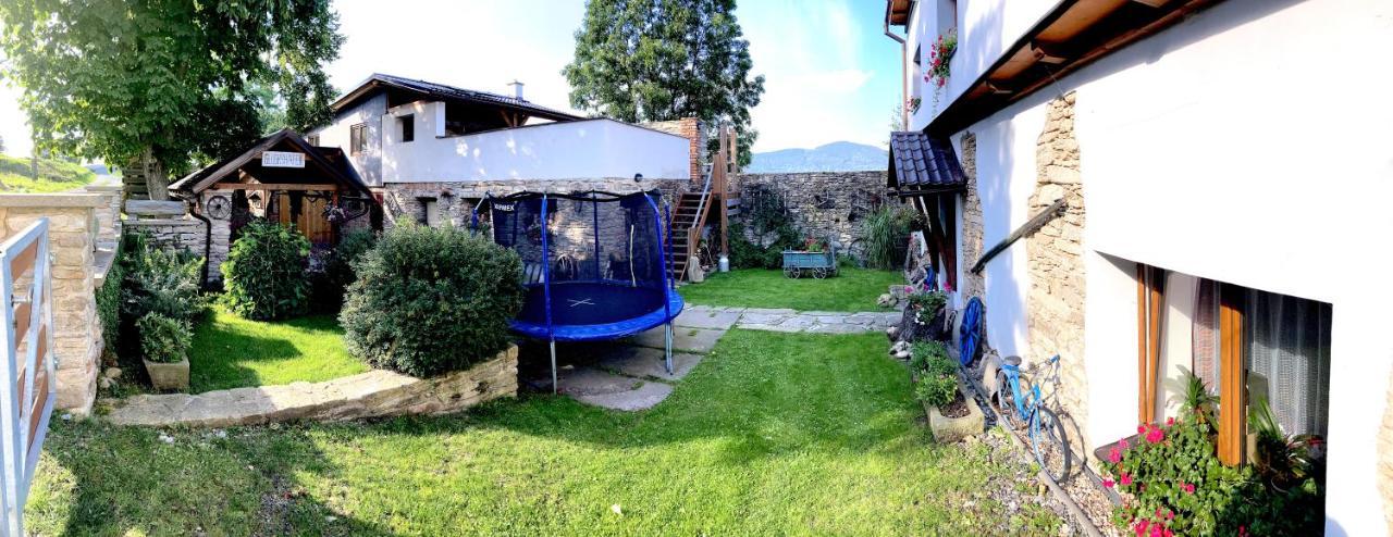 Apartmany Tones Hanusovice Bagian luar foto